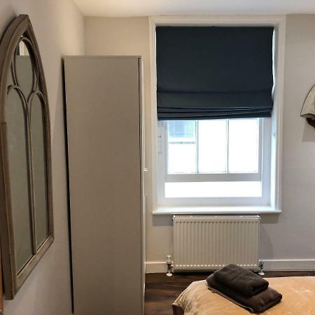 Modern One Bedroom Apartment Near The Seafront Portsmouth Eksteriør bilde