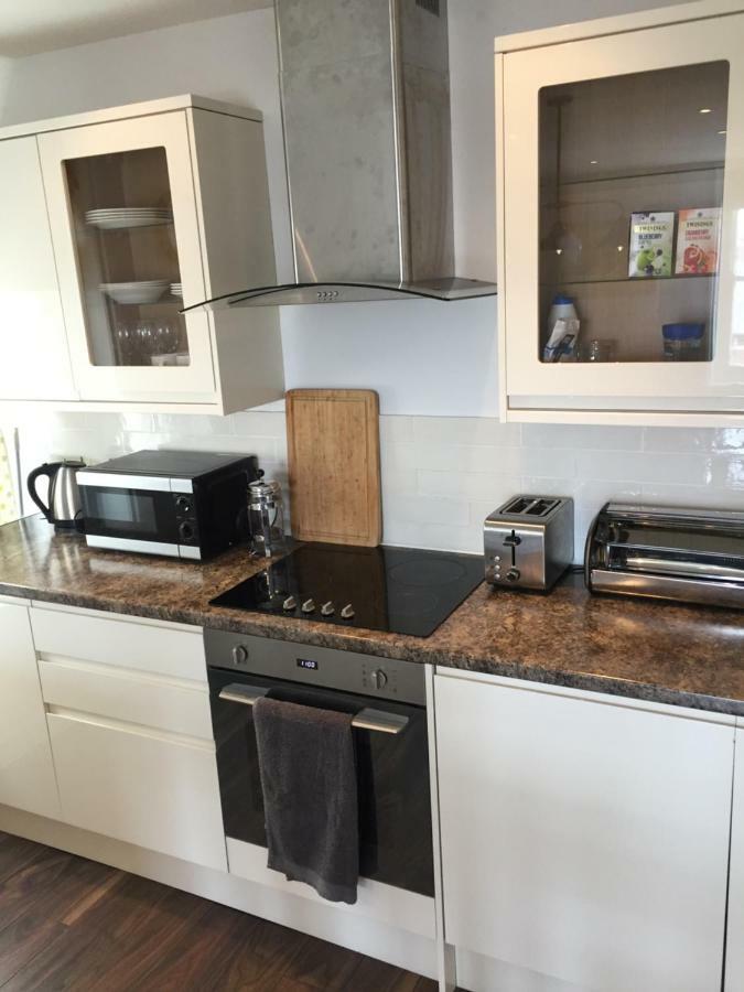 Modern One Bedroom Apartment Near The Seafront Portsmouth Eksteriør bilde
