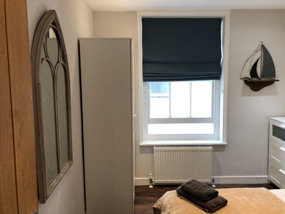 Modern One Bedroom Apartment Near The Seafront Portsmouth Eksteriør bilde